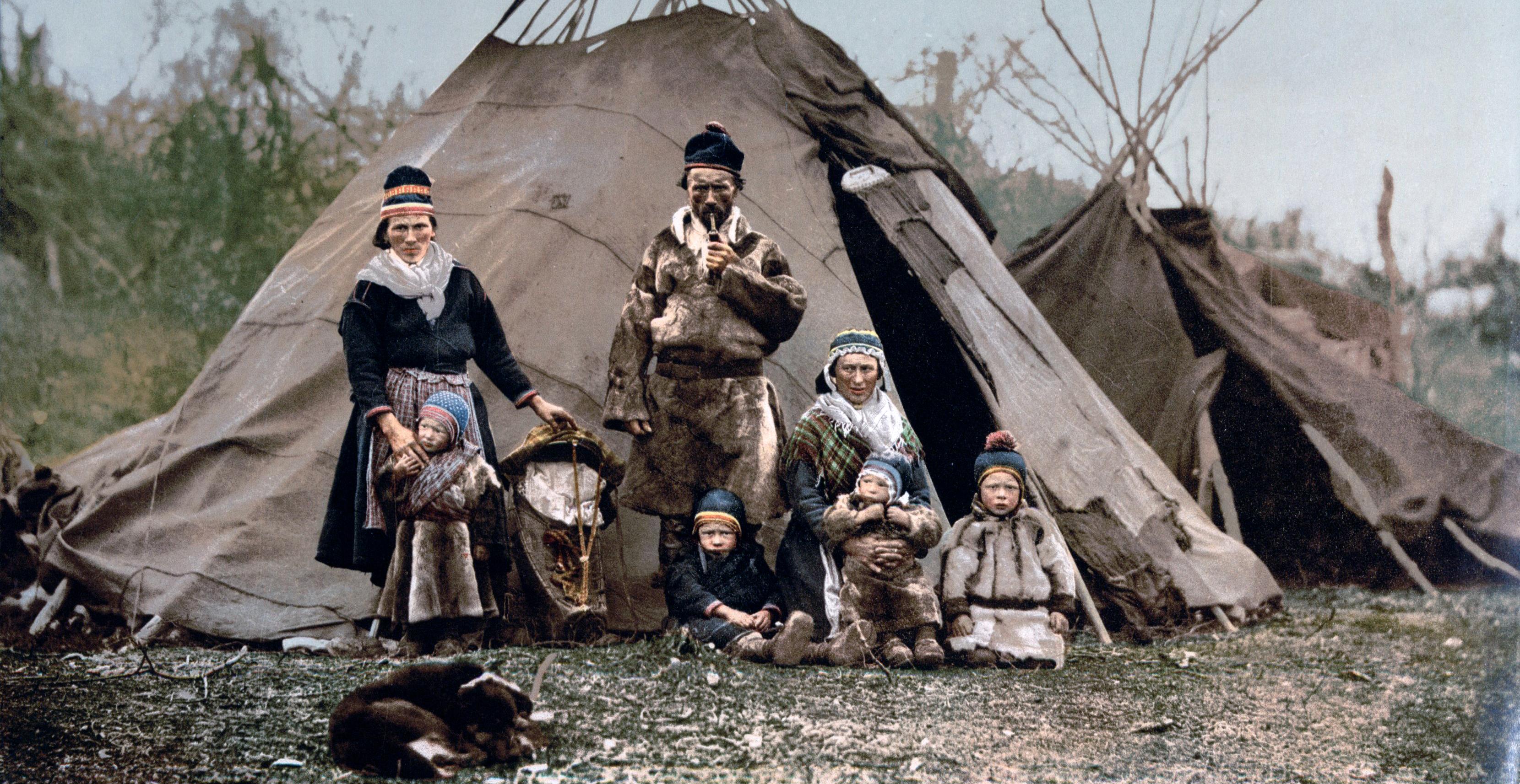 Saami Family 1900 small hero